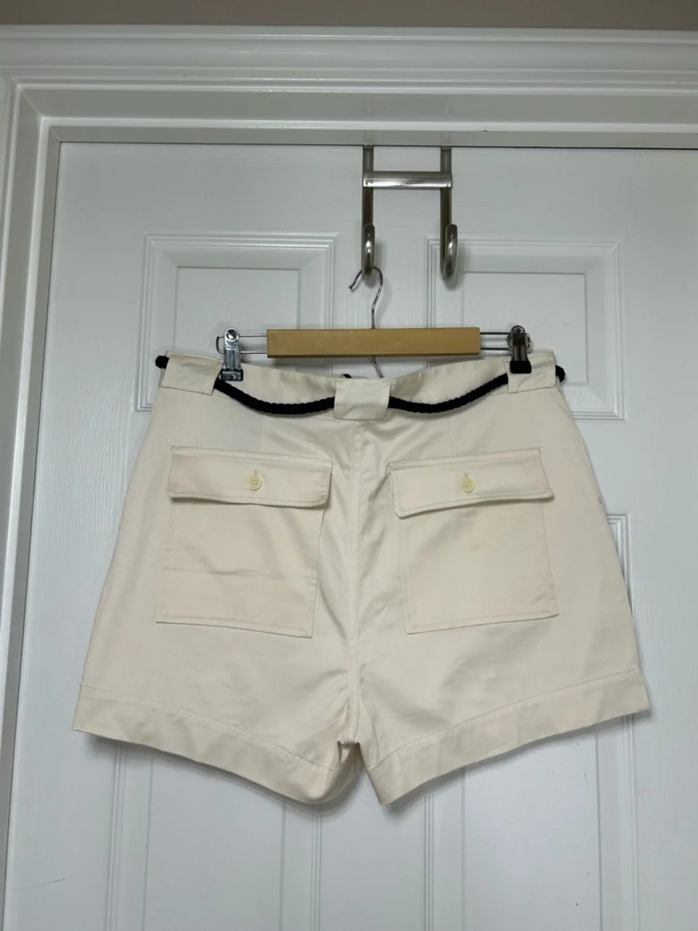 Zara Men’s Cotton Blend Cream Resort Beach Cargo Shorts with Navy Rope Tie 34_4